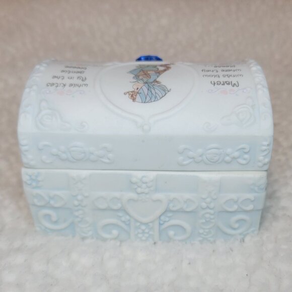 Precious Moments March Birthstone Hope Chest Box Gift Box - Picture 4 of 10